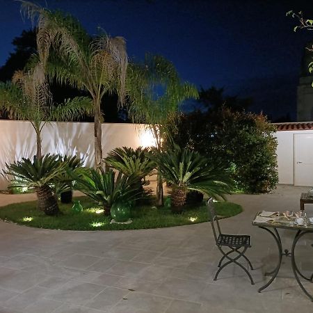 Il Giardino Della Scuncerta Bed and Breakfast Λέτσε Εξωτερικό φωτογραφία